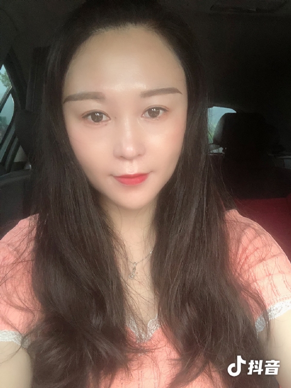 云云的第一张照片--驻马店相亲服务中心