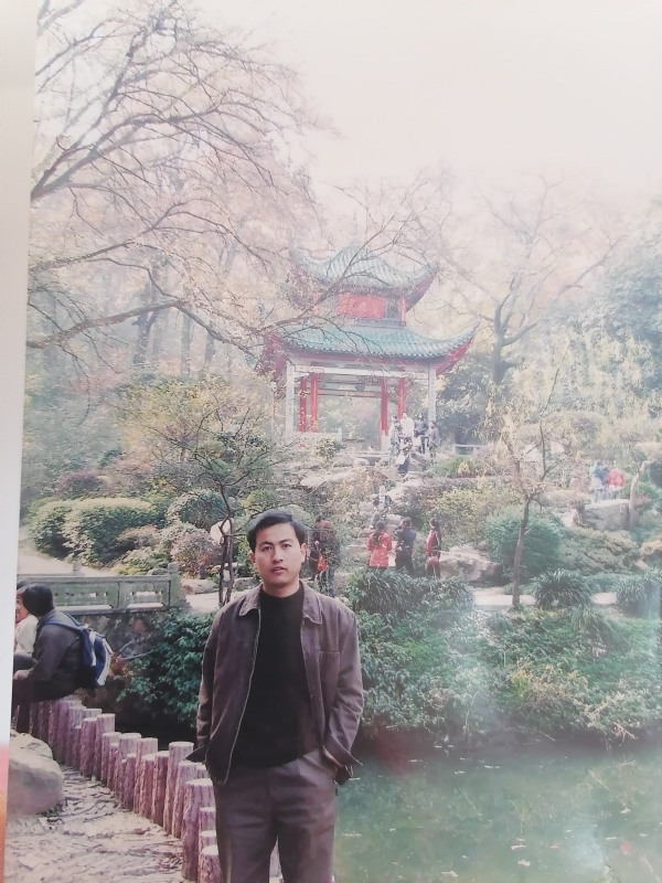 沧海一粟的第二张照片--驻马店相亲服务中心