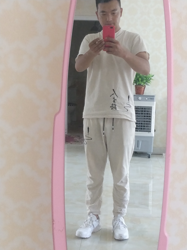 一天一根烟的第二张照片--驻马店相亲服务中心