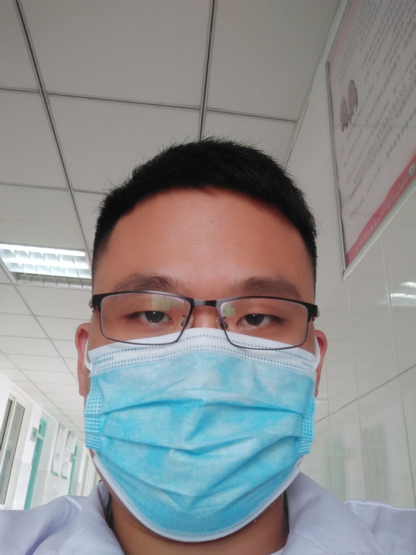 风轻云淡的第一张照片--驻马店相亲服务中心