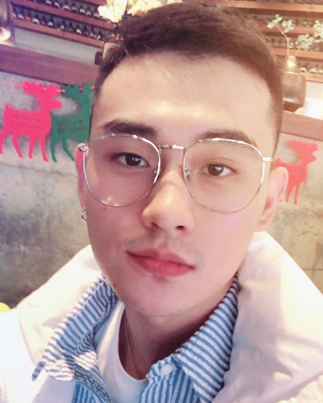 胡强很孤单的第一张照片--驻马店相亲服务中心