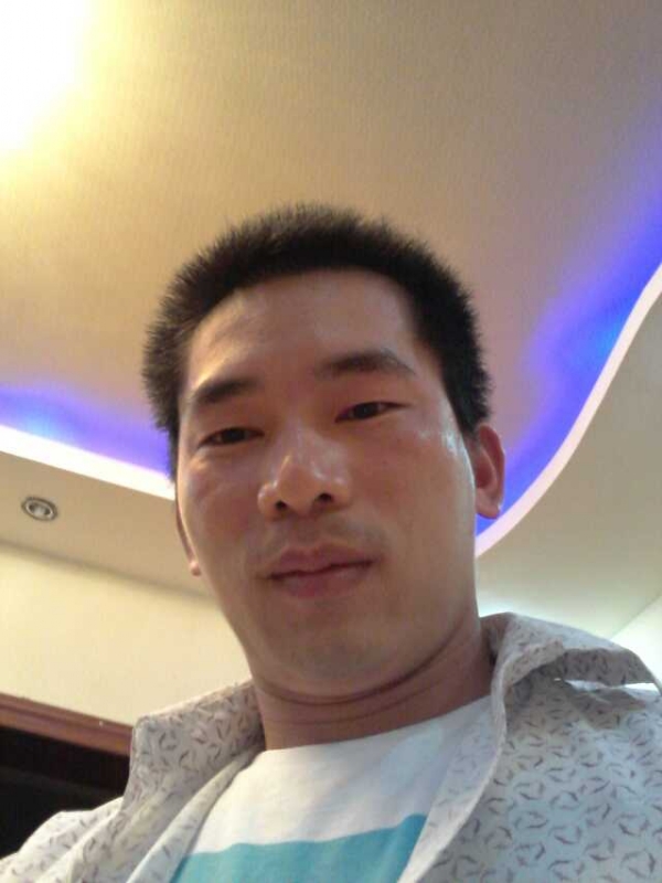 你好呀的第一张照片--驻马店相亲服务中心