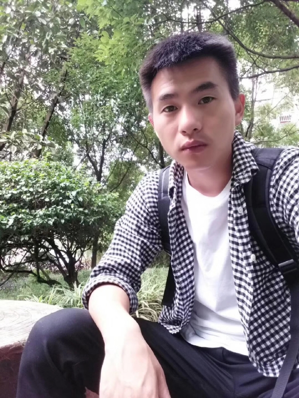 小杨的第一张照片--驻马店相亲服务中心