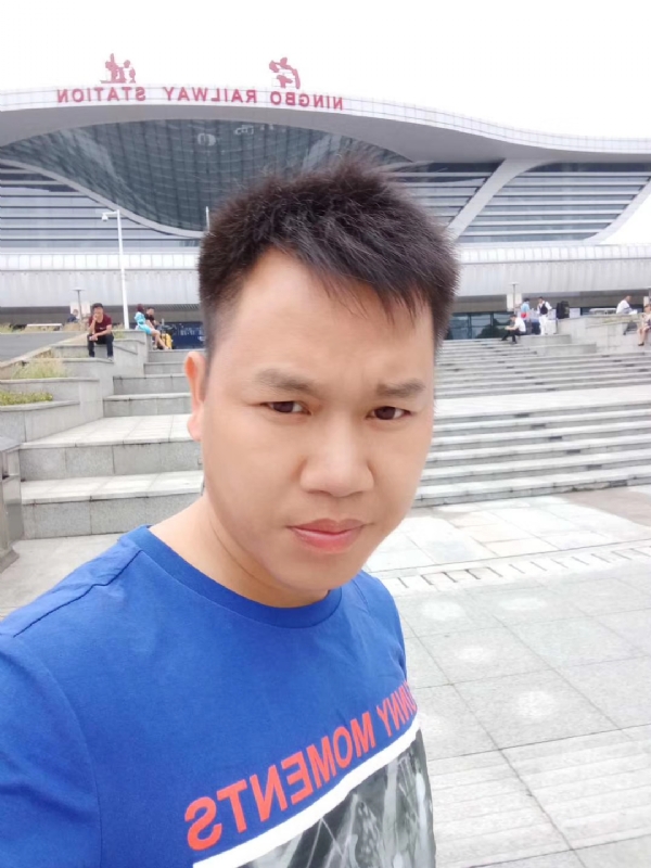 笑对人生的第一张照片--驻马店相亲服务中心