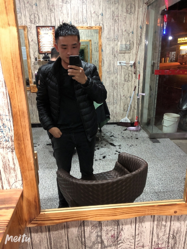 知足常乐的第三张照片--驻马店相亲服务中心