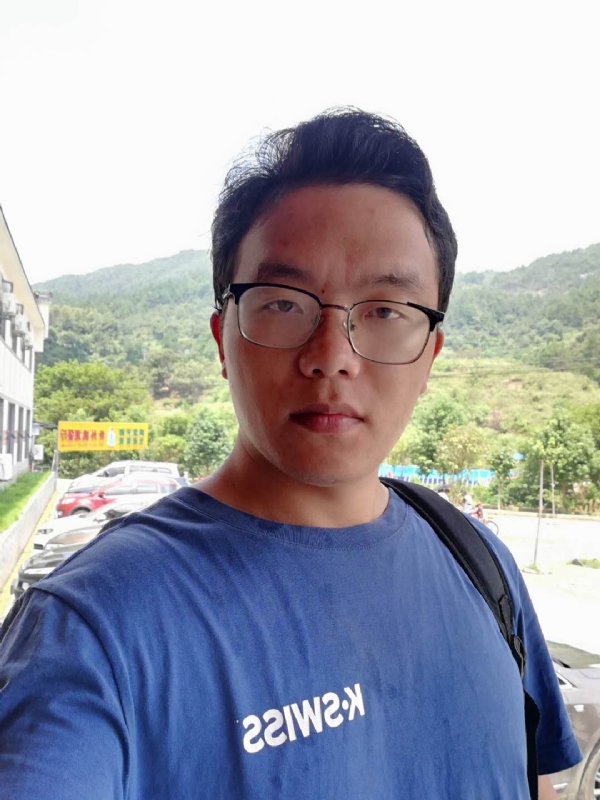 紫星的第四张照片--驻马店相亲服务中心