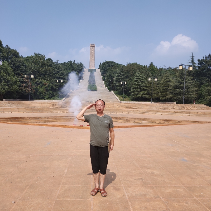 不惑的第一张照片--驻马店相亲服务中心