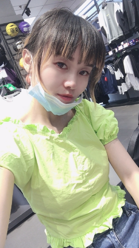 婀娜袅袅的第一张照片--驻马店相亲服务中心