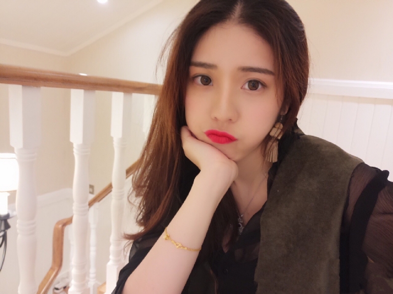 陈怡的第一张照片--驻马店相亲服务中心