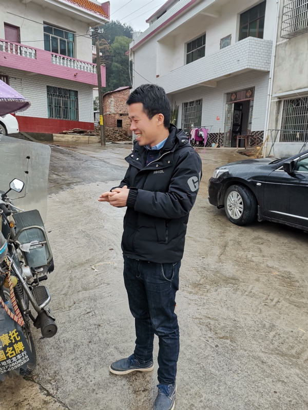 幸运遇见你的第一张照片--驻马店相亲服务中心