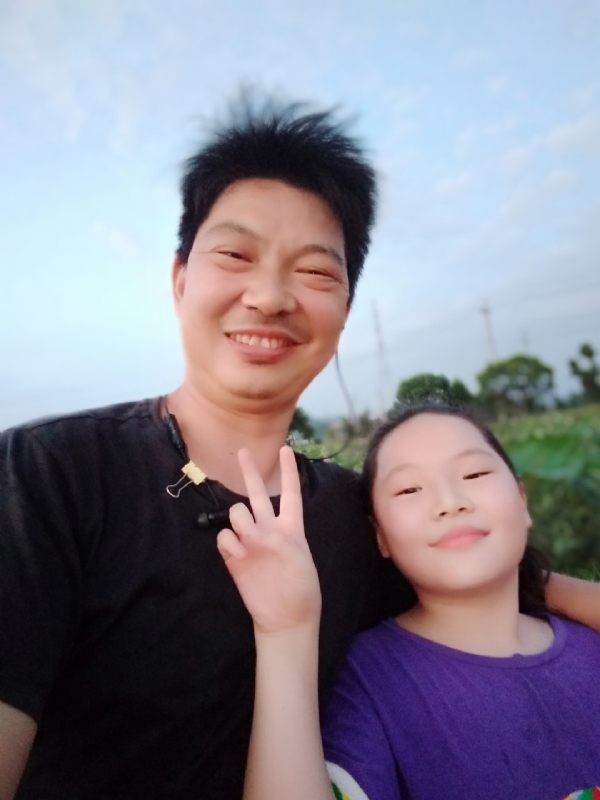 老王2的第一张照片--驻马店相亲服务中心