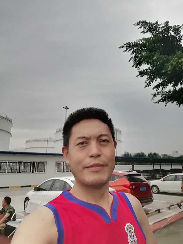 沧浪之水的第二张照片--驻马店相亲服务中心