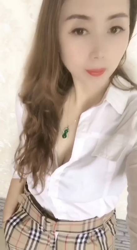 雨蝶的第一张照片--驻马店相亲服务中心