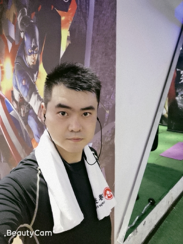 会飞的猪蹄花的第一张照片--驻马店相亲服务中心