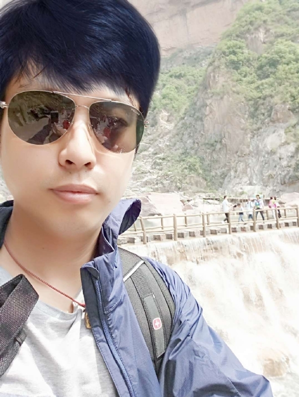 雅俗共赏的第一张照片--驻马店相亲服务中心