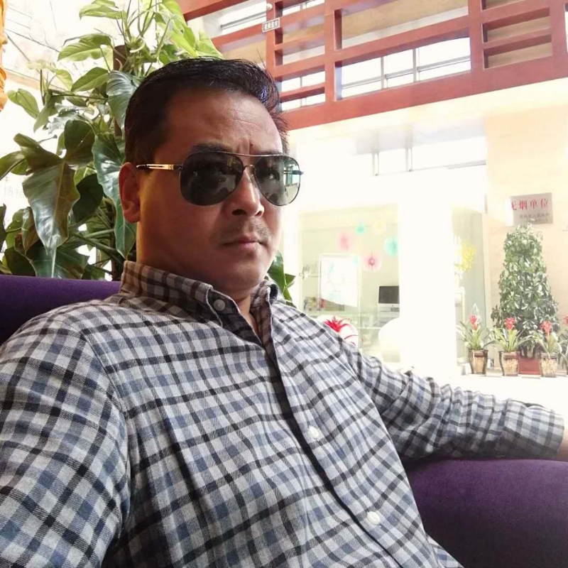 雪豹的第一张照片--驻马店相亲服务中心