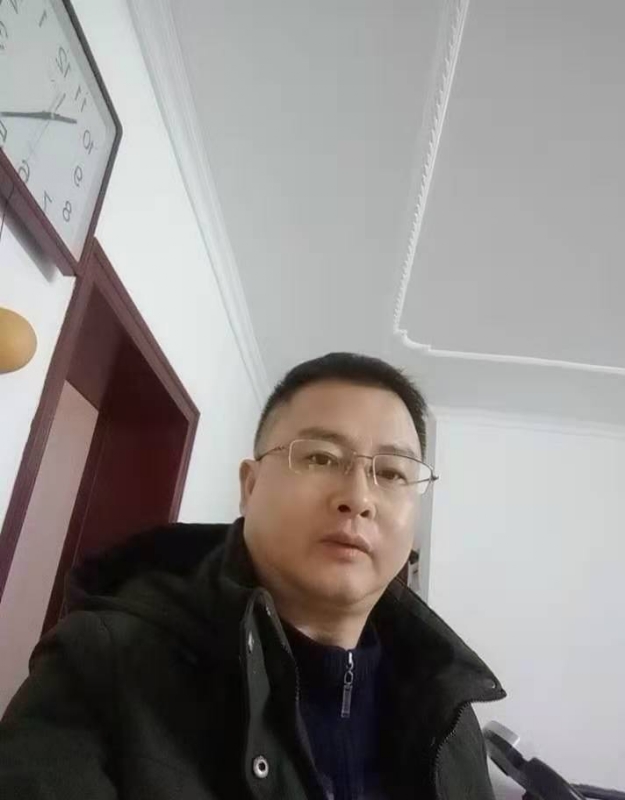 想牵你的手的第一张照片--驻马店相亲服务中心