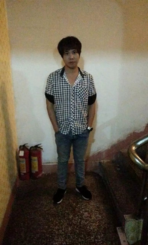 单身征婚的第一张照片--驻马店相亲服务中心