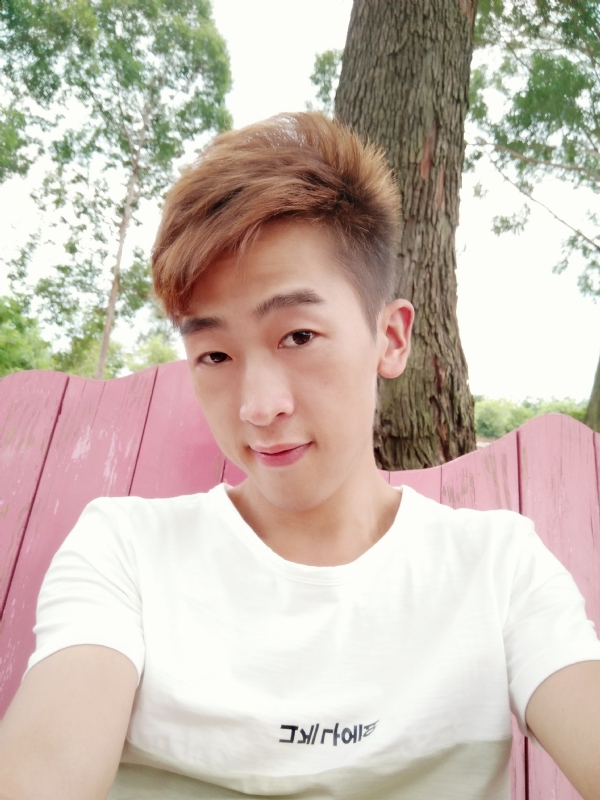 一觉睡到小时候的第二张照片--驻马店相亲服务中心