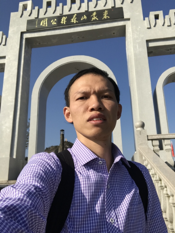 期待有缘的你的第二张照片--驻马店相亲服务中心