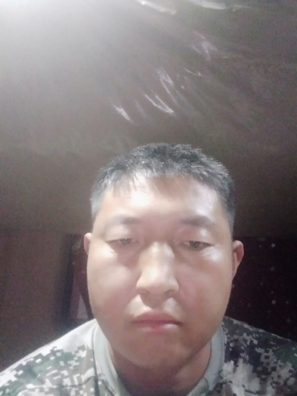 雪山浪子的第一张照片--驻马店相亲服务中心