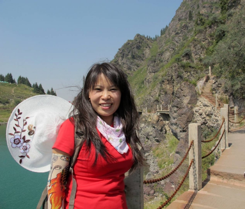 惊虹的第一张照片--驻马店相亲服务中心