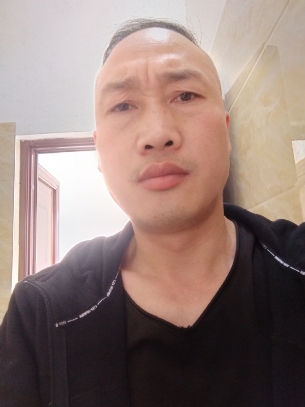 猴哥的第一张照片--驻马店相亲服务中心