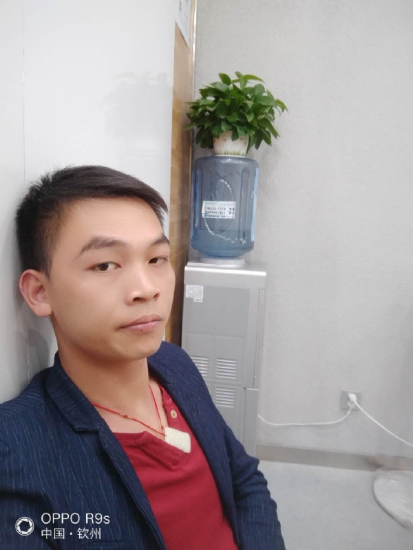 只想好好的爱一个人的第一张照片--驻马店相亲服务中心