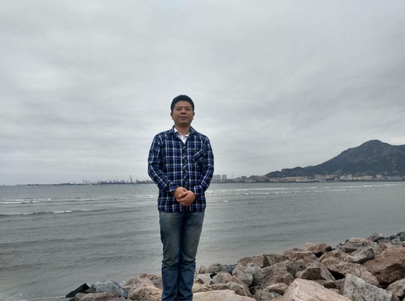 在奋斗的第二张照片--驻马店相亲服务中心