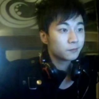 深夜人的第一张照片--驻马店相亲服务中心