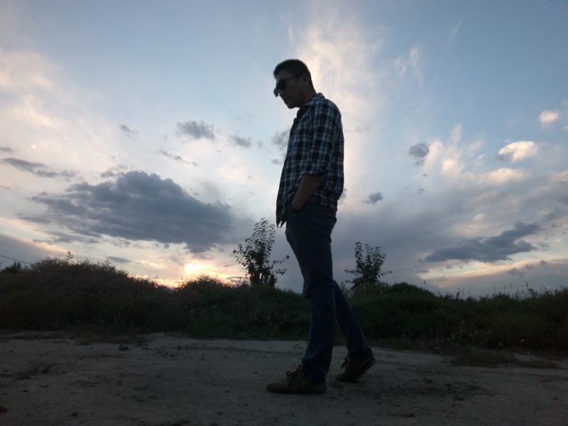 曼珠沙华的第一张照片--驻马店相亲服务中心