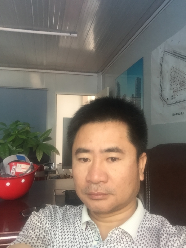 一步之遥的第一张照片--驻马店相亲服务中心