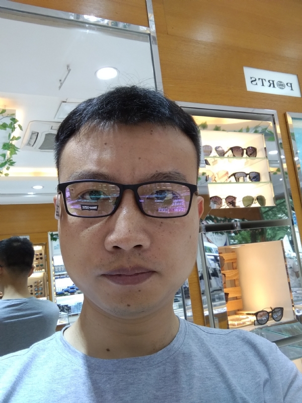 冰羽蓝的第一张照片--驻马店相亲服务中心