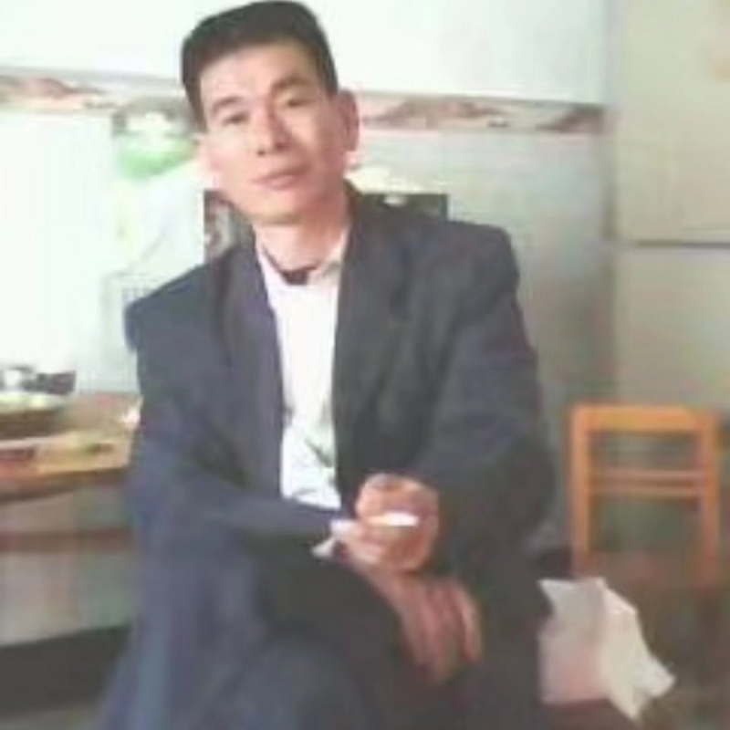 阳光照耀的第一张照片--驻马店相亲服务中心