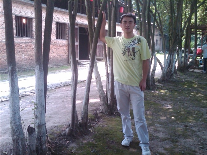 踏歌行的第一张照片--驻马店相亲服务中心