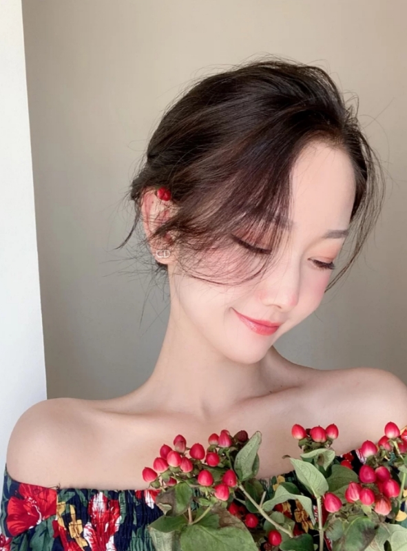 小诗vanessa的第二张照片--驻马店相亲服务中心