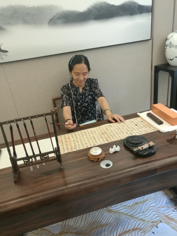 anna的第一张照片--驻马店相亲服务中心