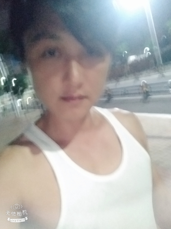 弟弟的第一张照片--驻马店相亲服务中心