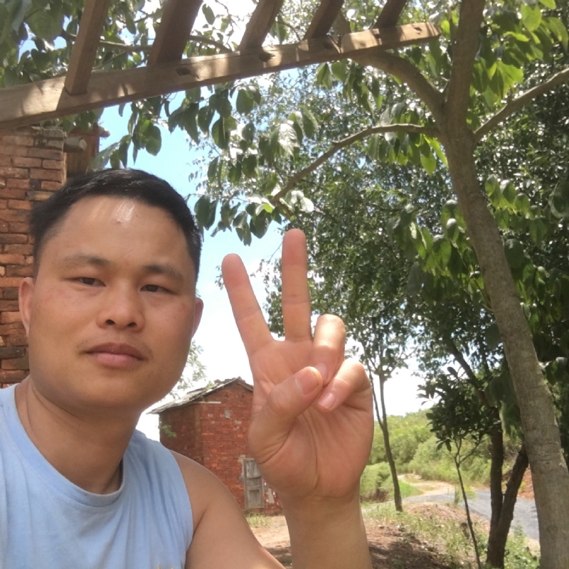 郴州王婆说媒的第四张照片--驻马店相亲服务中心