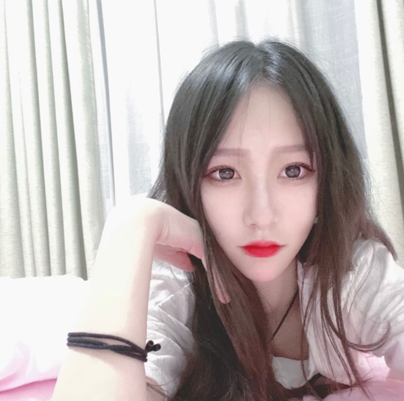 夢怡的第一张照片--驻马店相亲服务中心