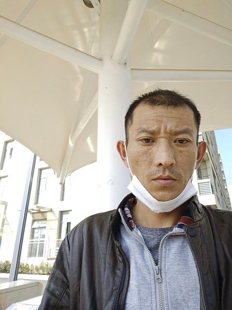 孤狼的第一张照片--驻马店相亲服务中心