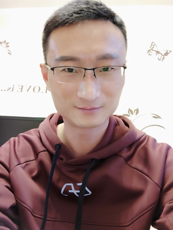 魅影的第一张照片--驻马店相亲服务中心