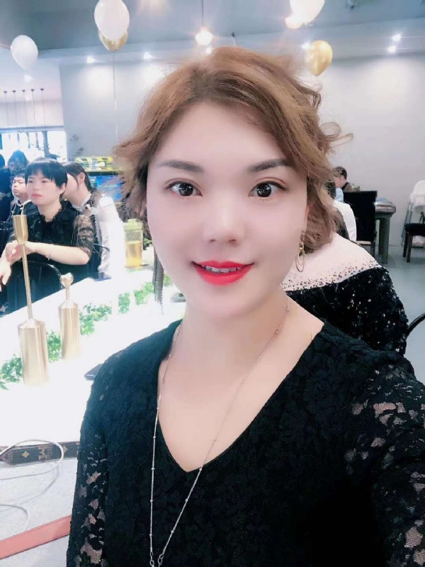 CY的第三张照片--驻马店相亲服务中心