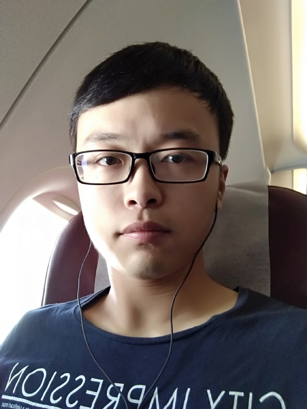 在水一方的第一张照片--驻马店相亲服务中心