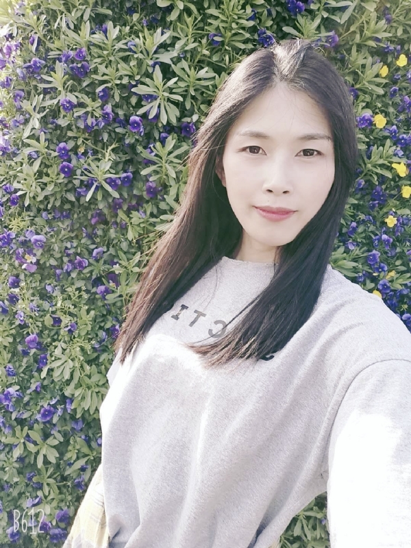 妍妍的第一张照片--驻马店相亲服务中心