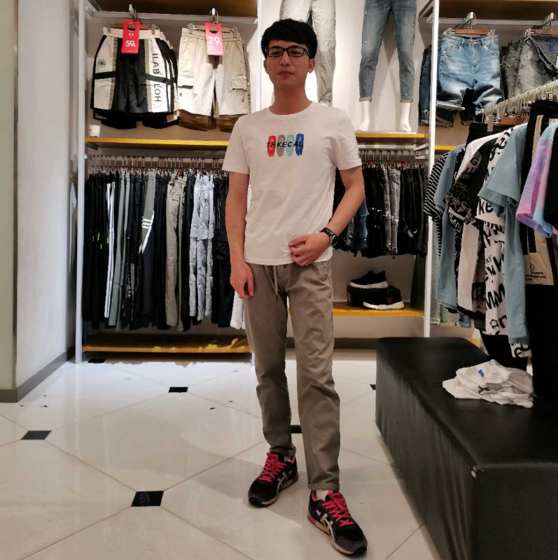 展昭的第三张照片--驻马店相亲服务中心
