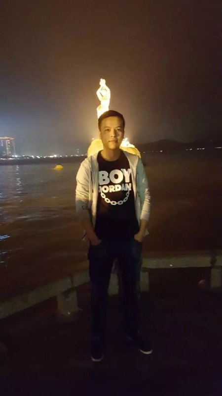 清风徐来。的第一张照片--驻马店相亲服务中心