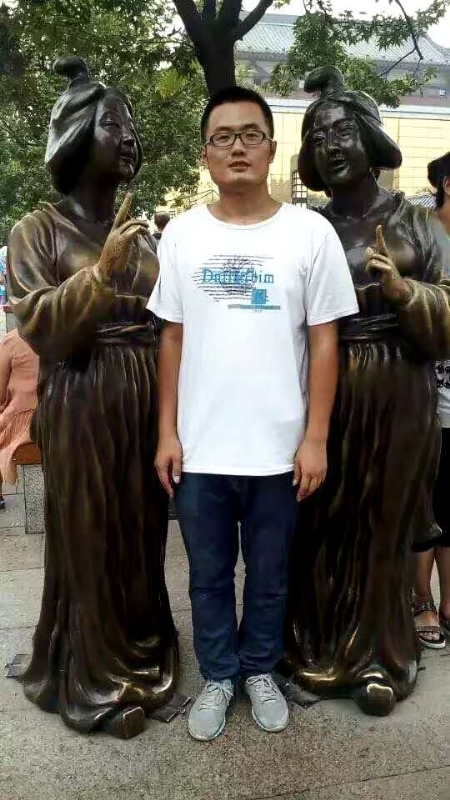 小关系的第一张照片--驻马店相亲服务中心