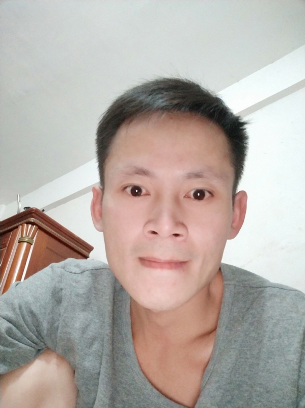 小马的第一张照片--驻马店相亲服务中心