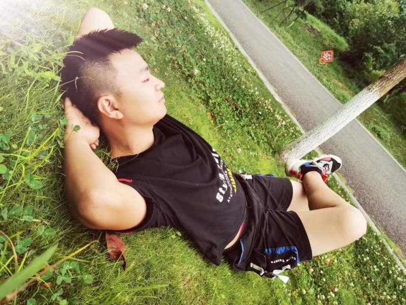 危笑的第一张照片--驻马店相亲服务中心